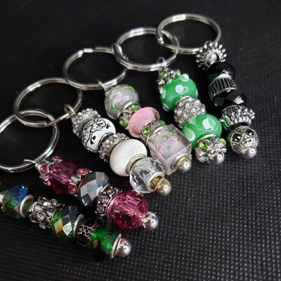 Beaded keychain, sparkle, gift for her, glass beads - image3